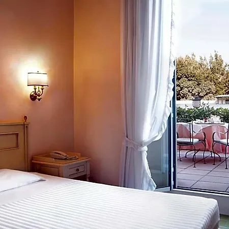 Settentrionale Esplanade Szálloda 4*